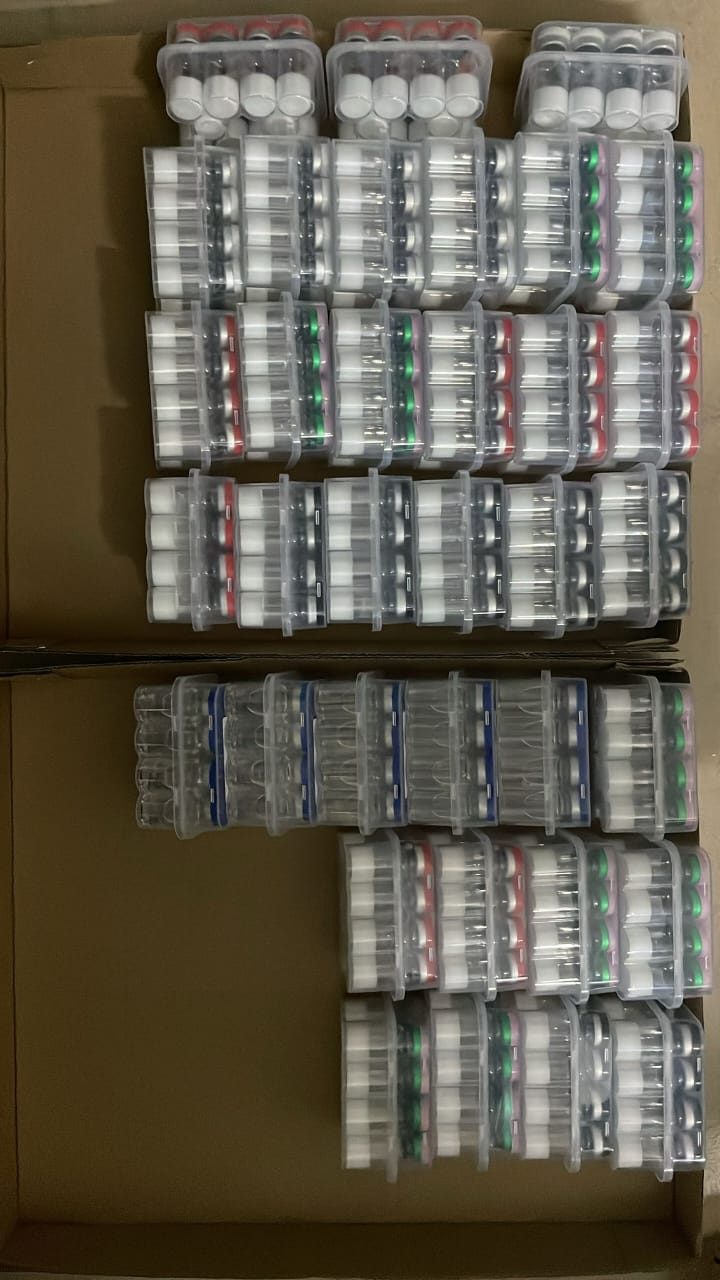 10‑vial kits packed in a shipping carton